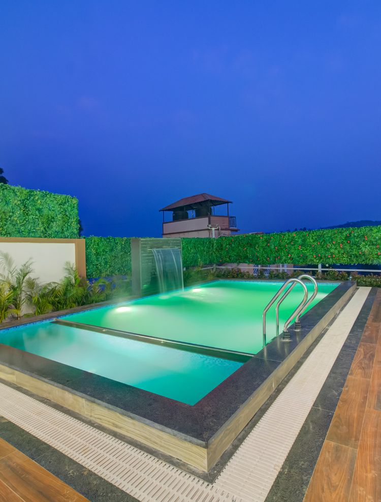 villa in Mahabaleshwar with pool