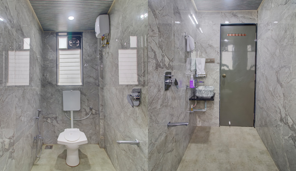 8 BHK Villas for Family Wasroom